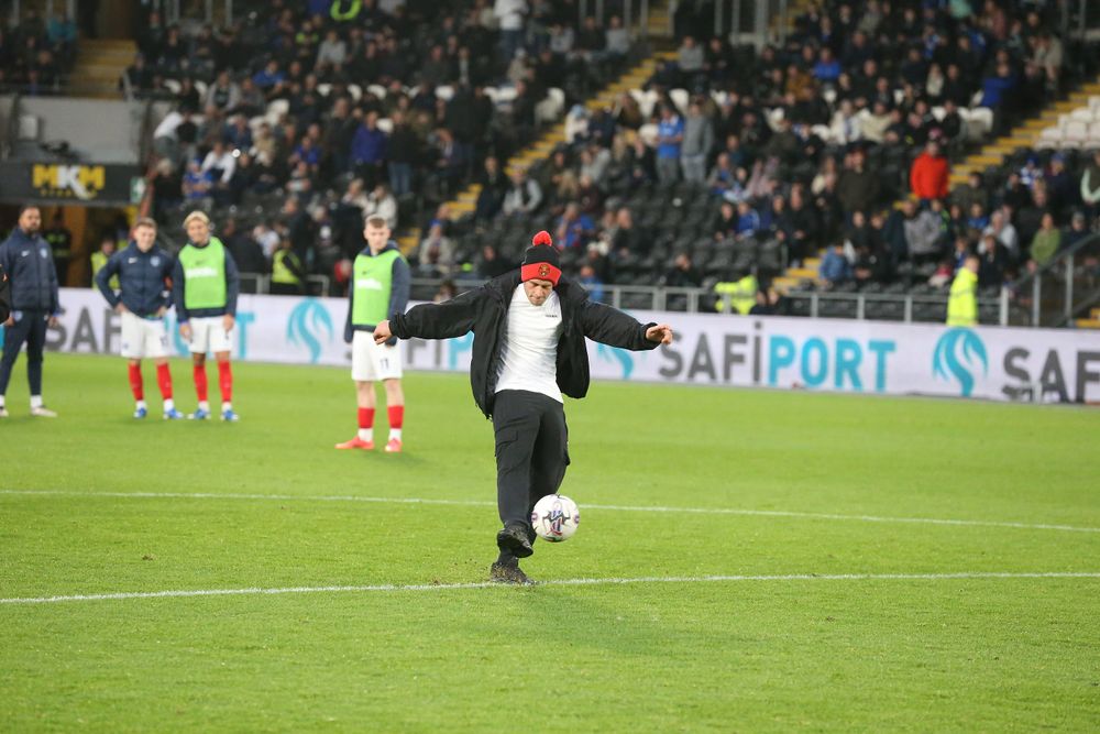 Whack It & Win It v Portsmouth Nov 24 Whack It & Win It v Portsmouth Nov 24