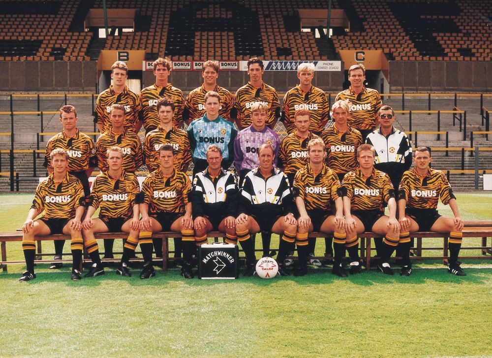 1992-93 Hull City Team Picture.jpg 1992-93 Hull City Team Picture.jpg