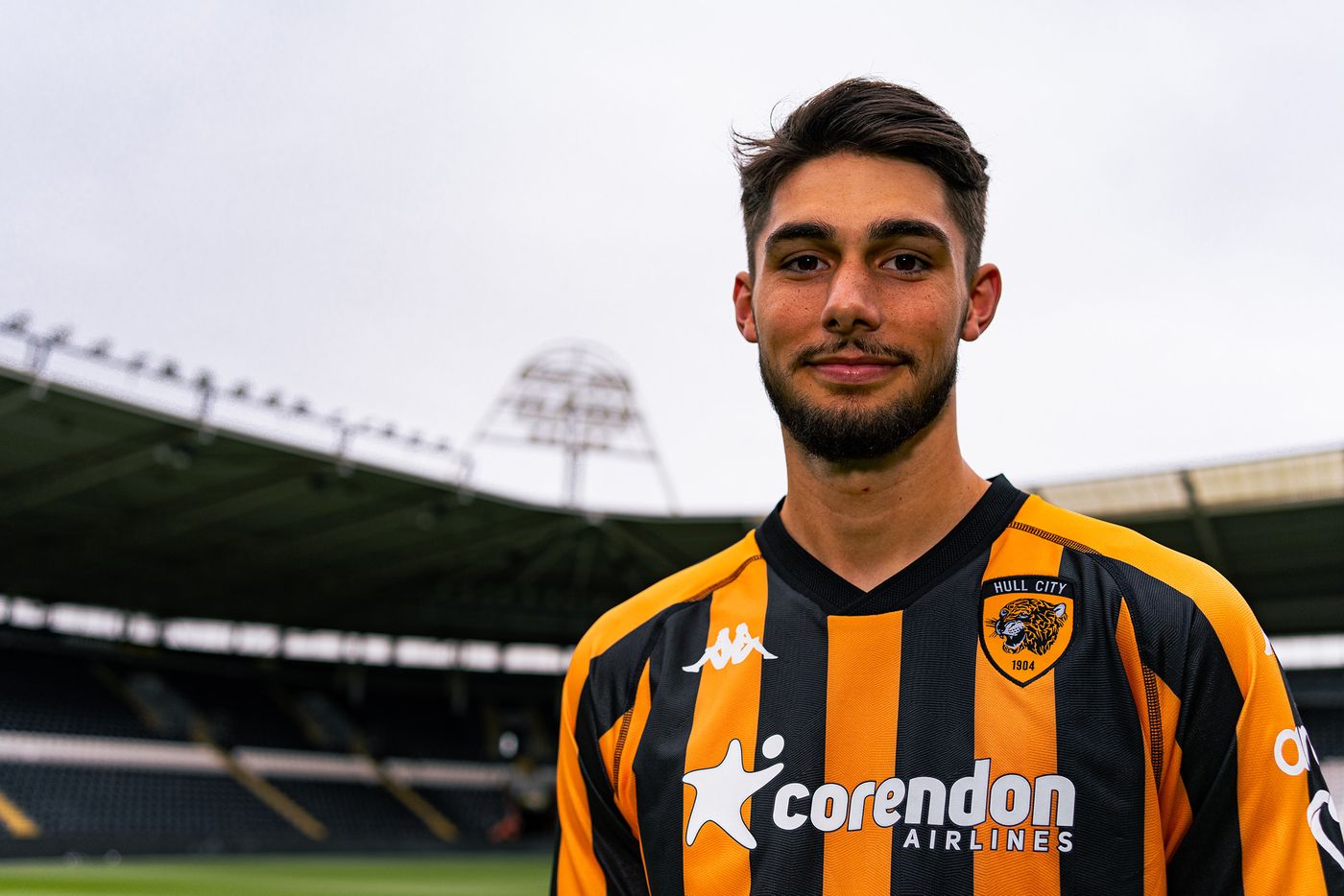 Hull City | Burns joins Hull City on loan